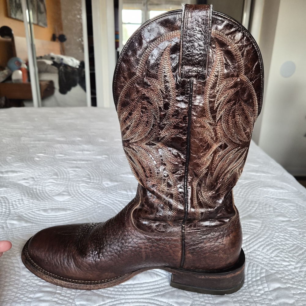 Ariat Brown Cowboy Boots - Picture 4 of 10